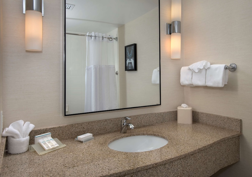 Hilton Garden Inn Albany Medical Center 14/71
