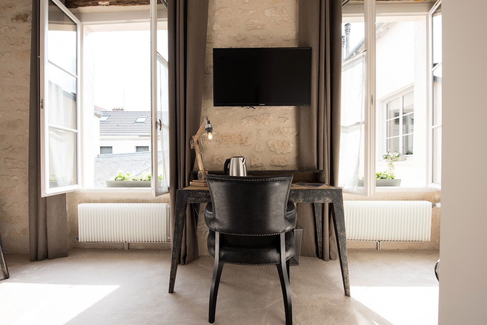 Hotel Le Chantilly 32/38