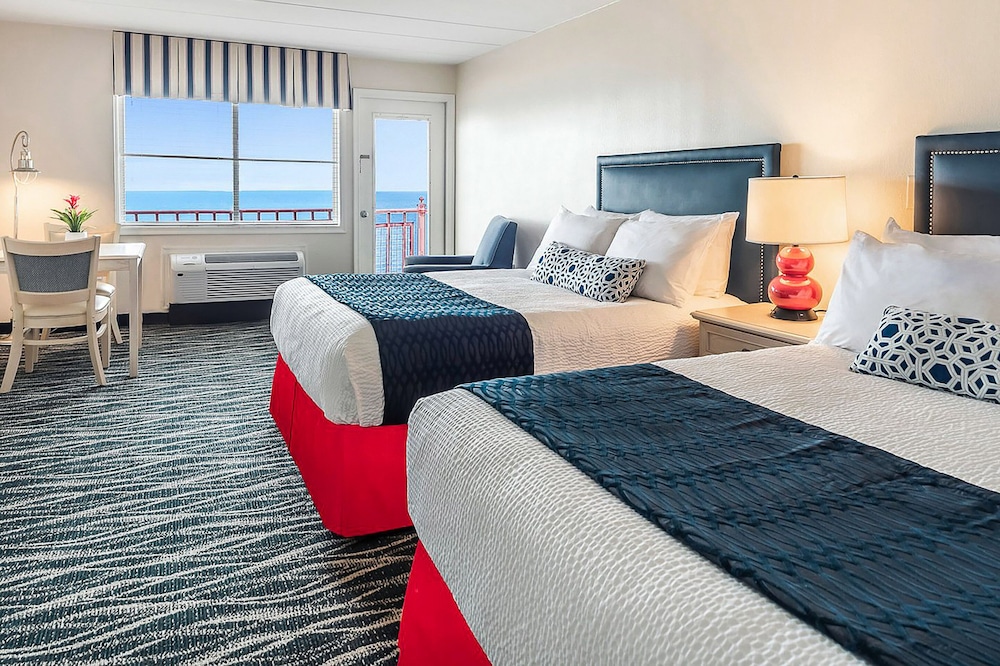 STUDIO, SUITE, 2 QUEEN BEDS, OCEAN FRONT