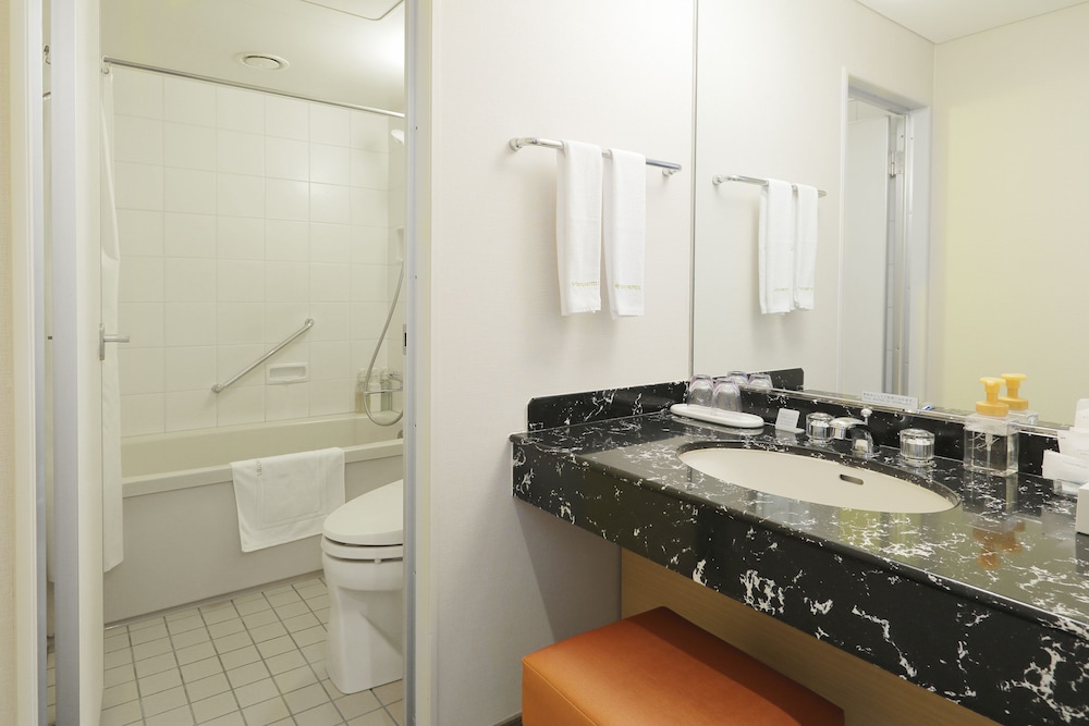 Room, Twin Beds, Excel Floor, Smoking، Sapporo Excel Hotel Tokyu 3/4
