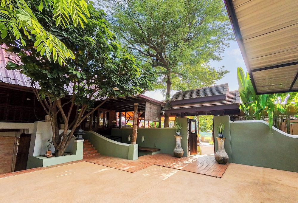 Tolani Riverside Chiang Mai Villa 54/60