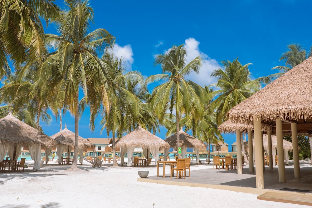 Reethi Faru Resort 108/114