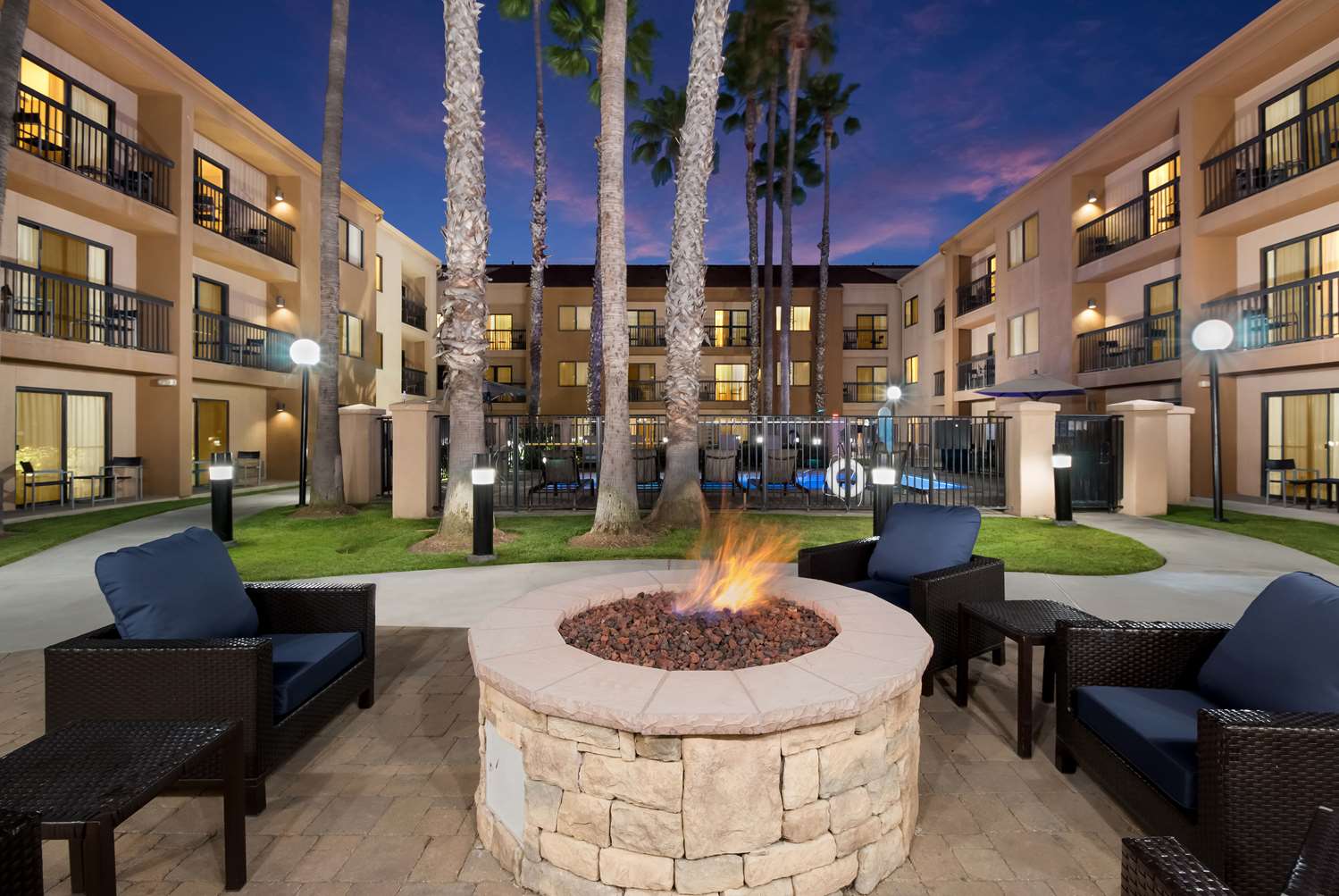 Sonesta Select Huntington Beach Fountain Valley 28/38