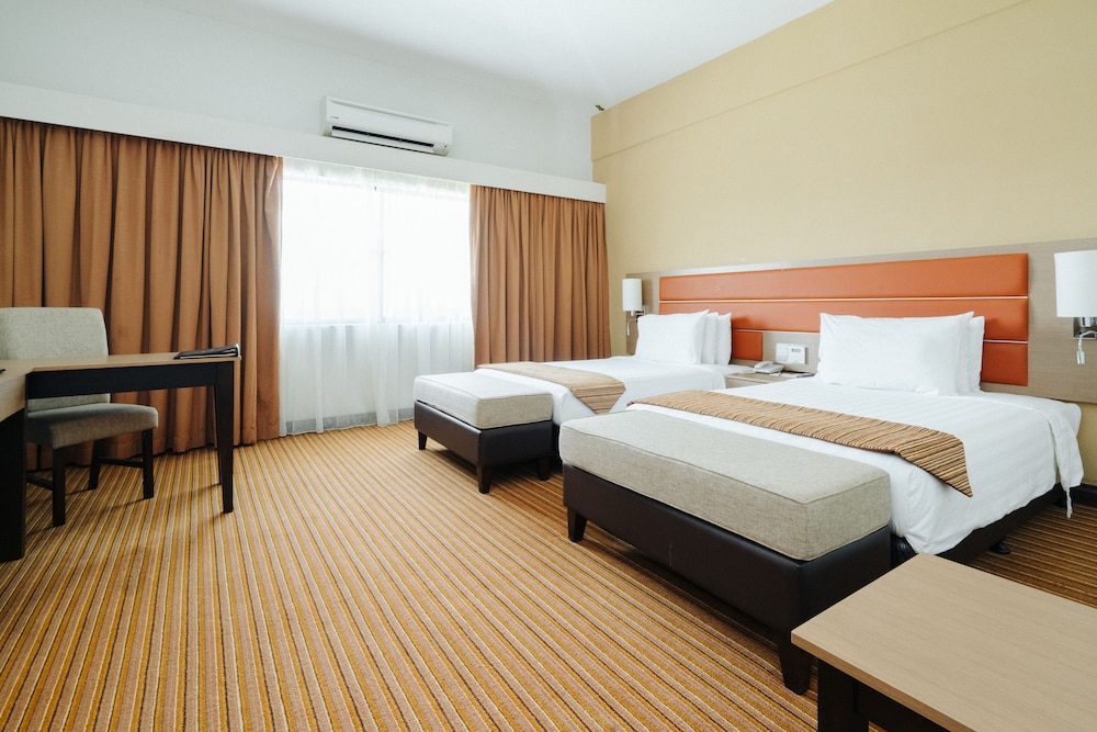 Raia Hotel And Convention Center Terengganu 15/50