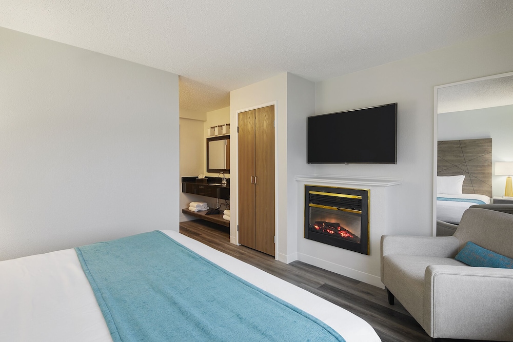 Inn at Rehoboth 25/65