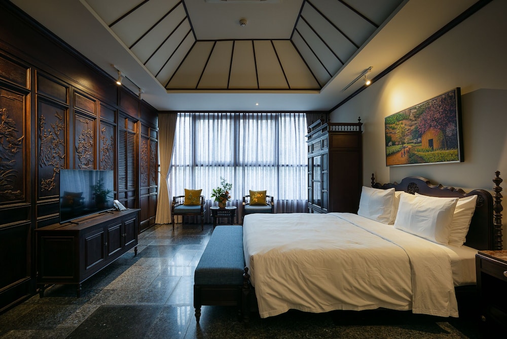 Executive, Queen Bed, No Balcony