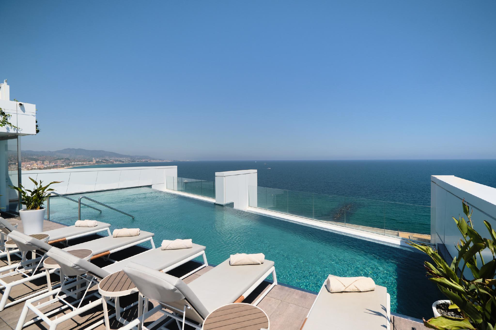Room, Sea View