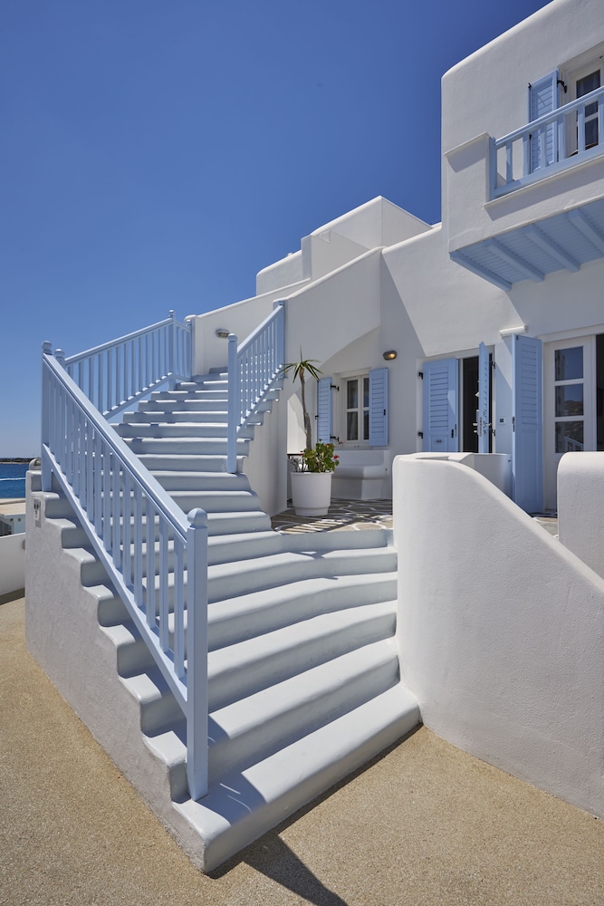 Petinos Beach 59/72