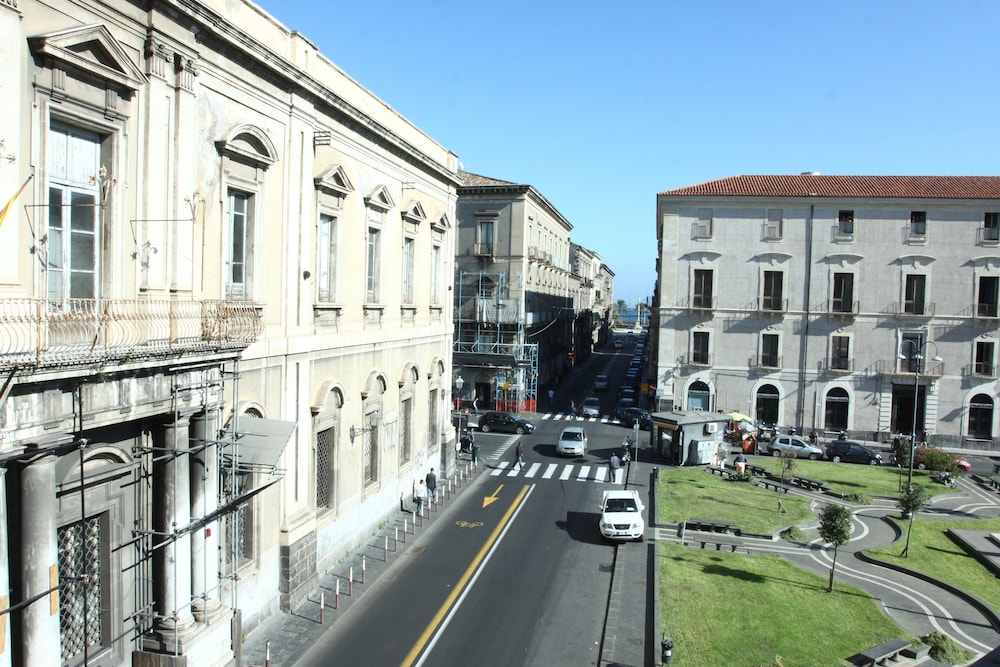 B&B Suite Cutelli 4/50