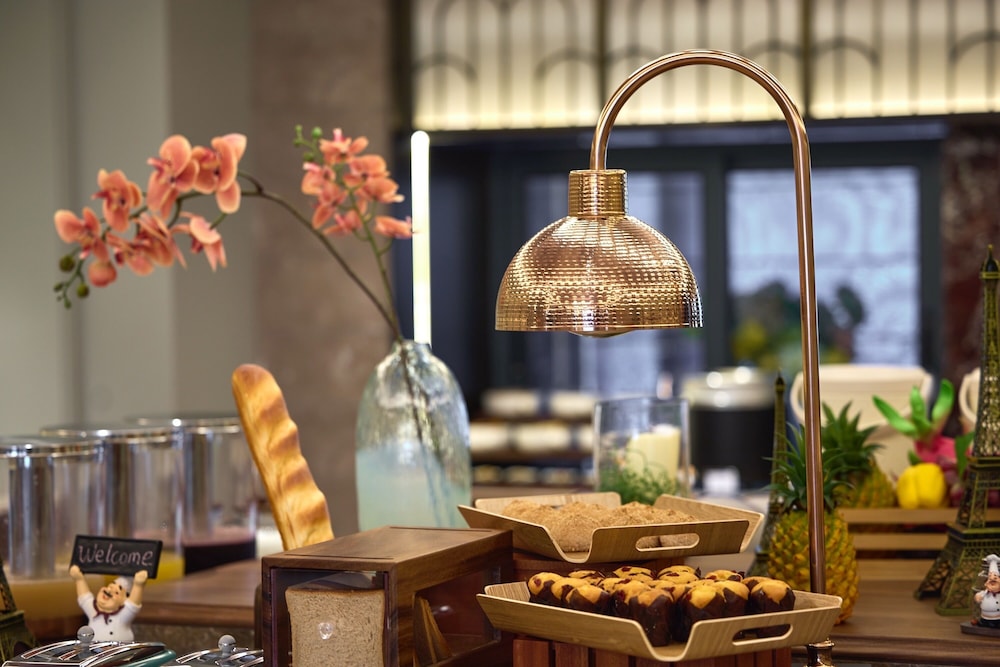 Mercure Hangzhou West Lake Fengqi Road 23/50