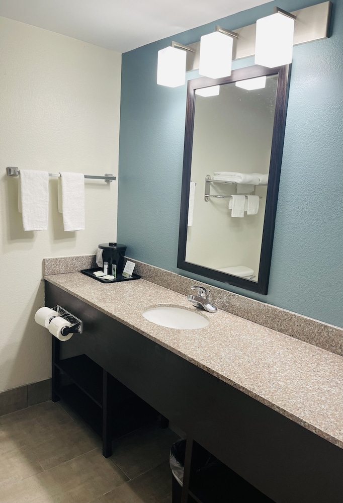 Sleep Inn & Suites Foley - Gulf Shores North 12/17