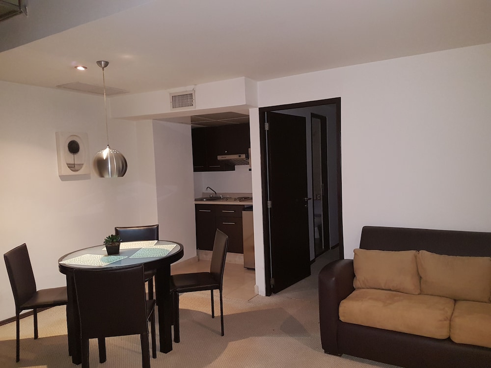 Suites Teca Once 37/62