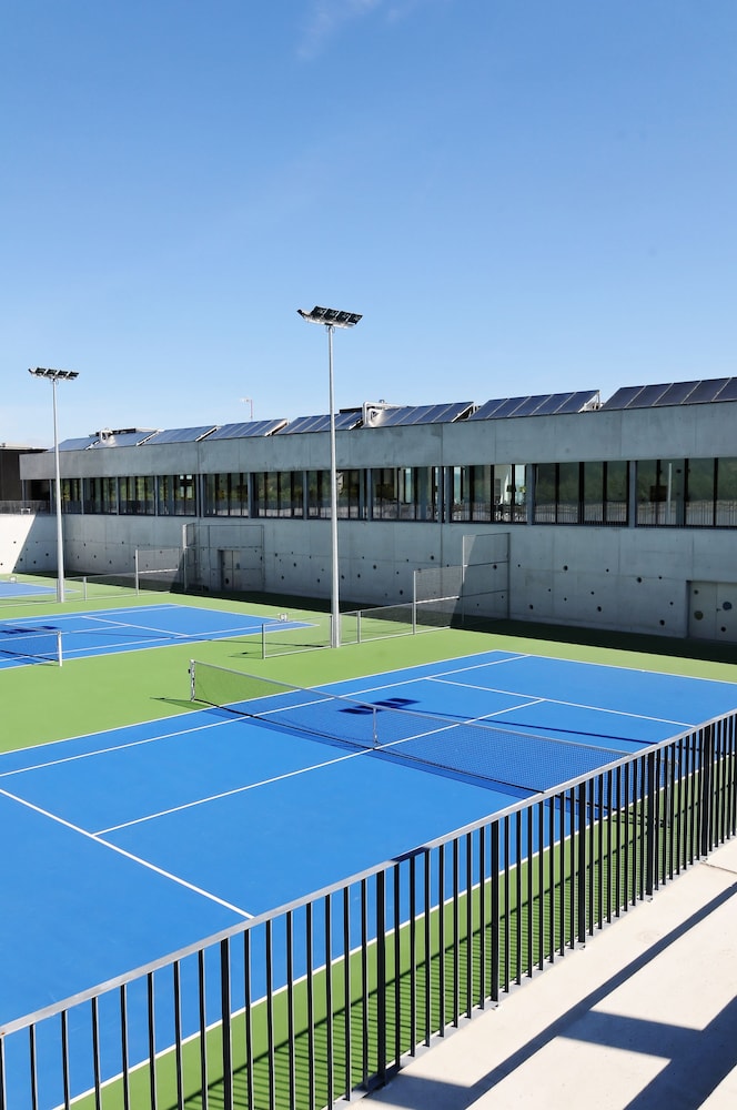 Open Village Sports Hotel Amp Spa Club 38/47