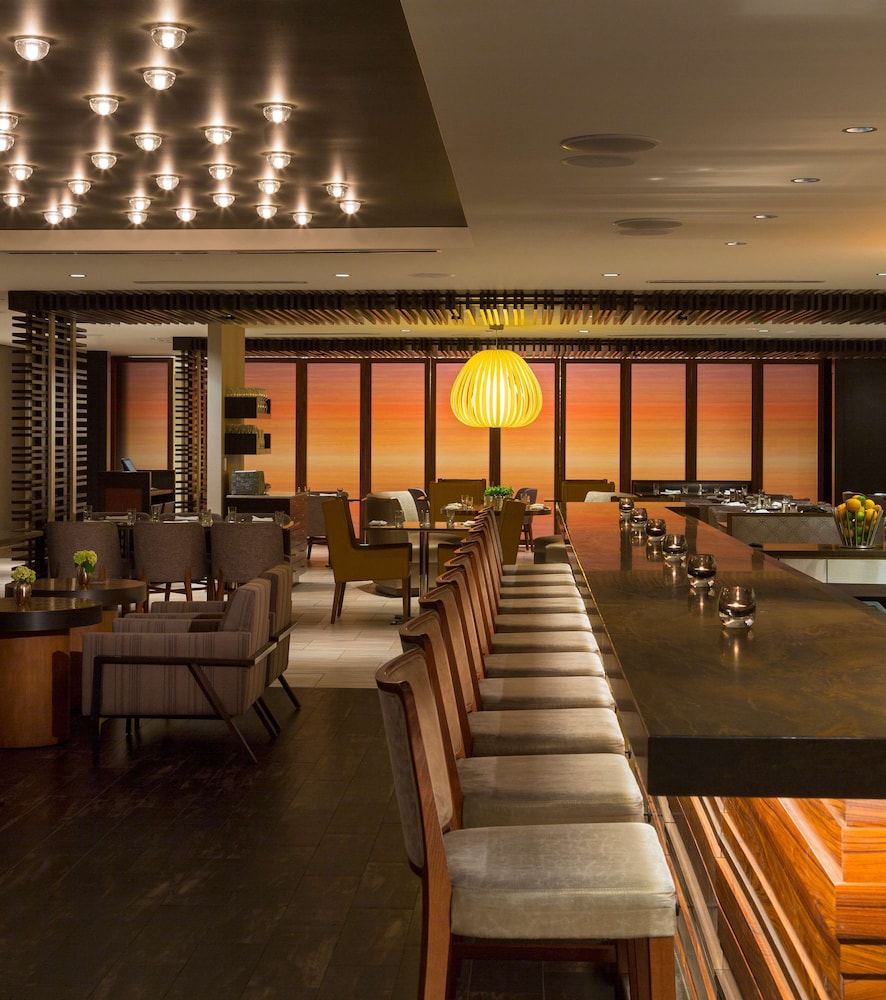 Hyatt Chicago Magnificent Mile Formerly Wyndham Chicago 50/68
