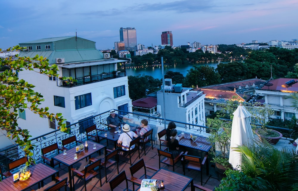 Hanoi Pearl Hotel 5/72
