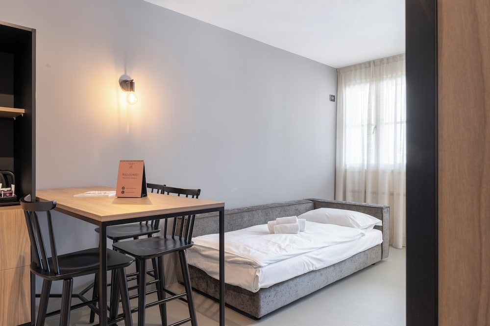 Hortenberg Homes 16/50