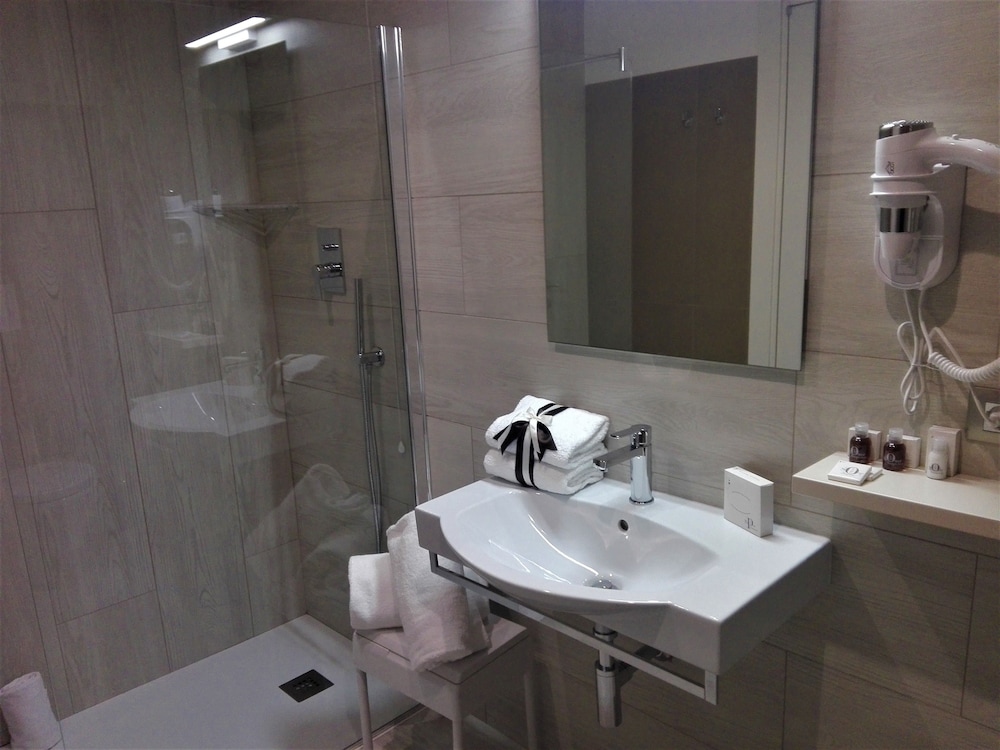 Hotel D Aragona 21/40