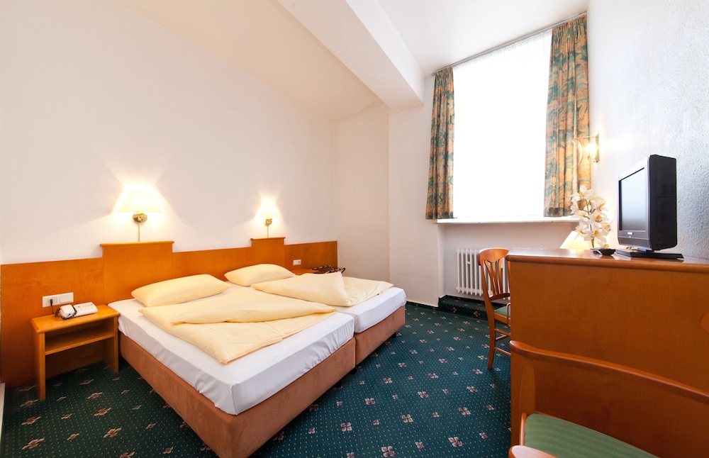 Hotel Ahl Meerkatzen 33/61