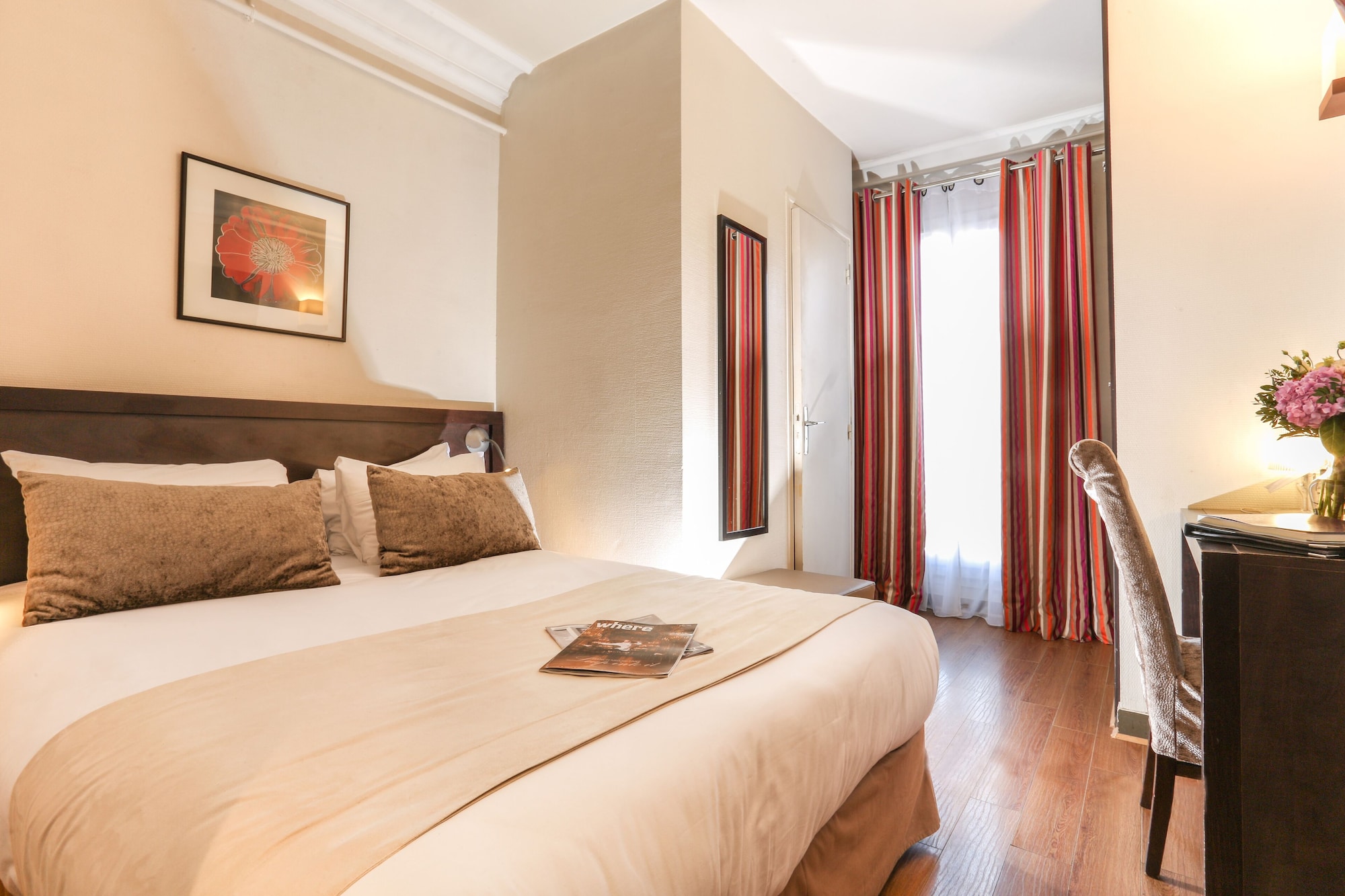 ROOM, SINGLE