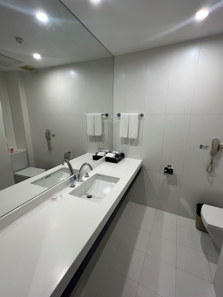 Guangdong Nanmei Osotto Hotel 46/55