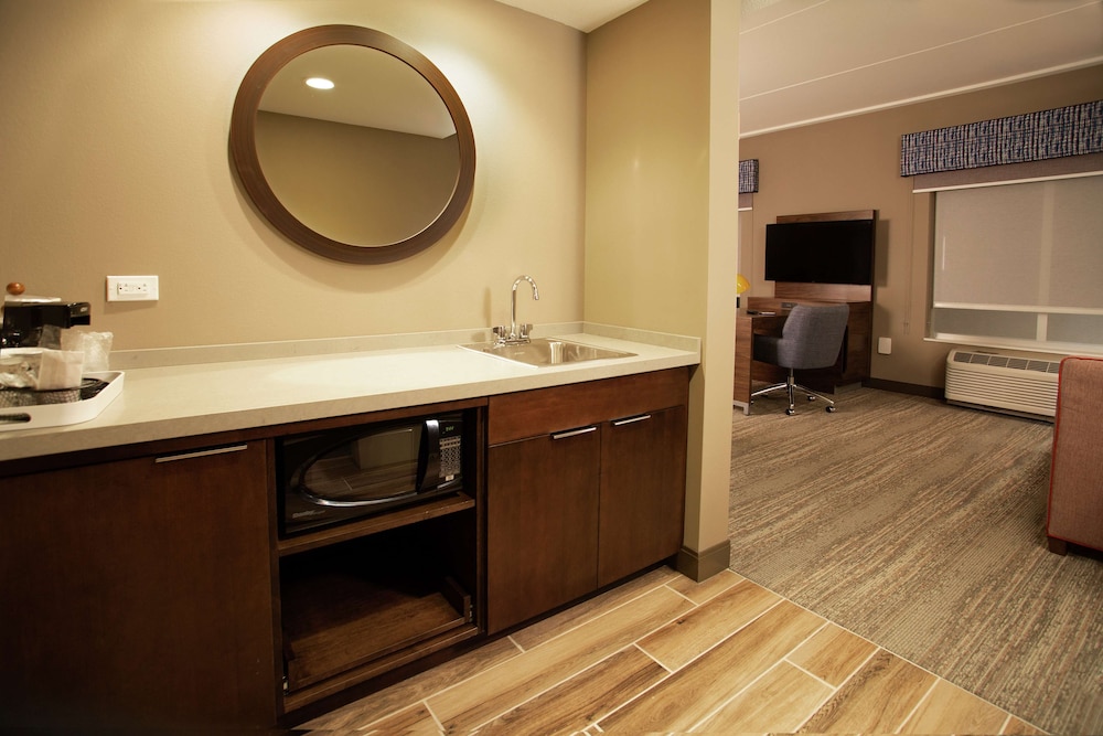 Hampton Inn Suites Kutztown Pa 9/46
