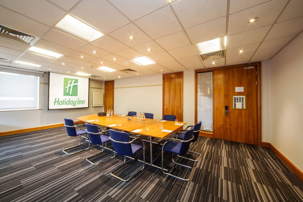 Holiday Inn Reading South M4 Jct11 67/81
