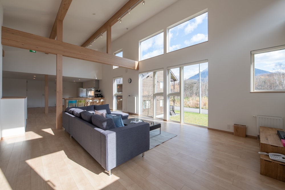 Country Resort Niseko (ex The Chalets at Country Resort) 7/77