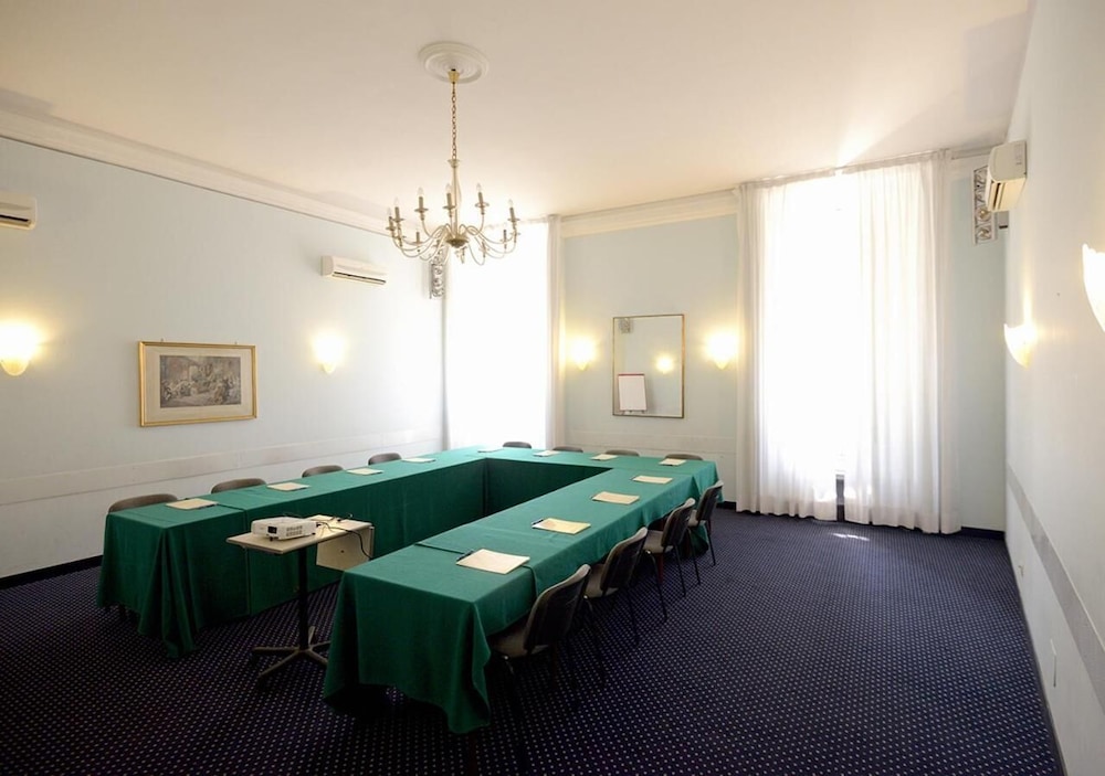 Grand Hotel Mediterranee 52/69