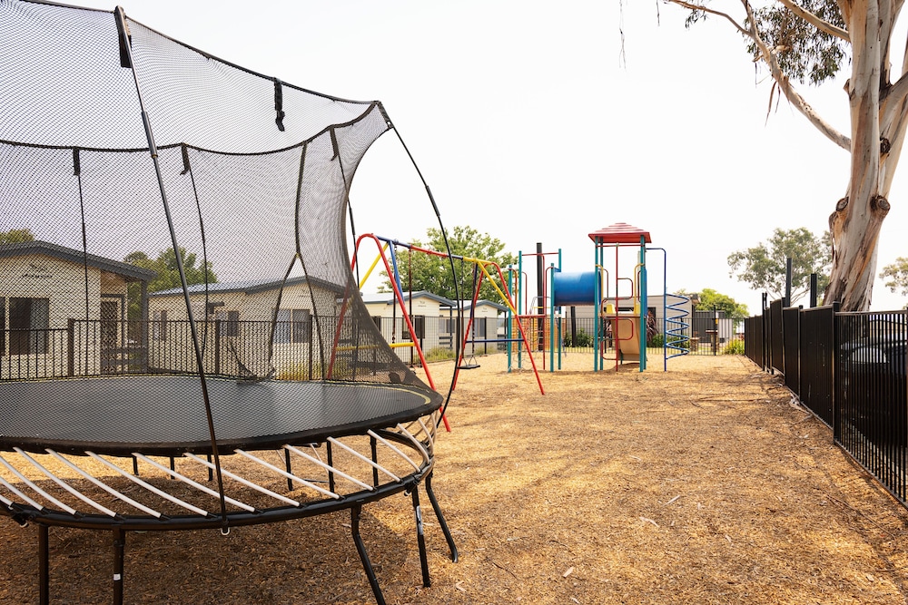 Crestview Tourist Park 60/74