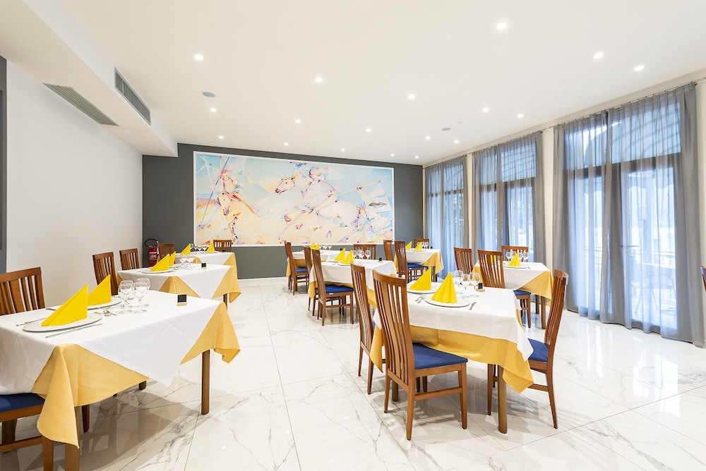 Hotel All Azzurro 53/68