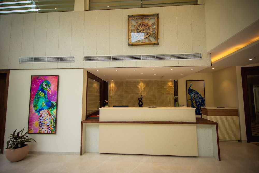 juSTa Grand View Resort & Spa Manali 14/73