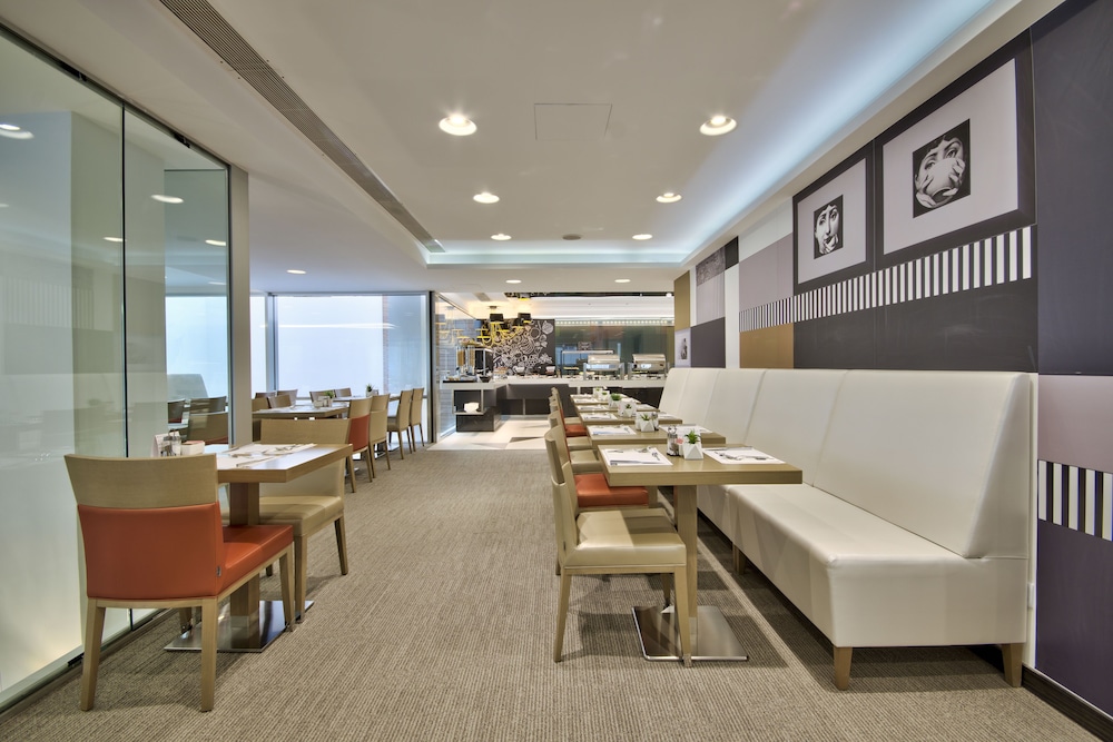 Valentina Hotel 27/50