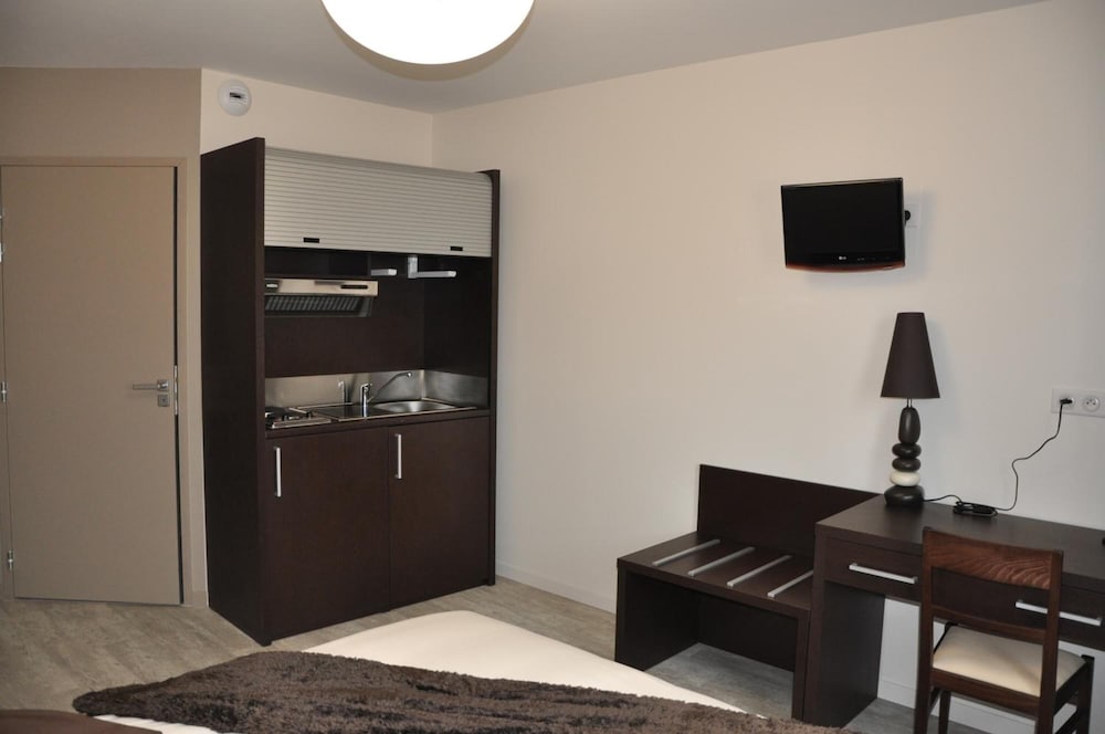 INTERHOTEL HOTEL DES ARTS 43/67