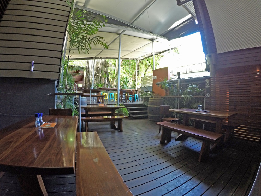 Global Backpackers - Port Douglas 22/29