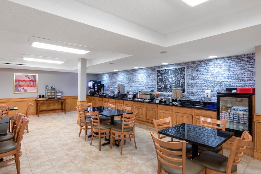 Americinn By Wyndham Jackson 24/25