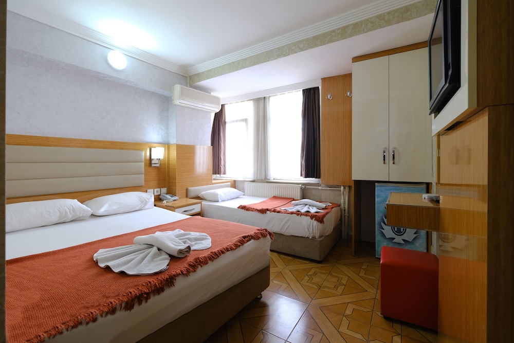 Ozbek Hotel 13/64
