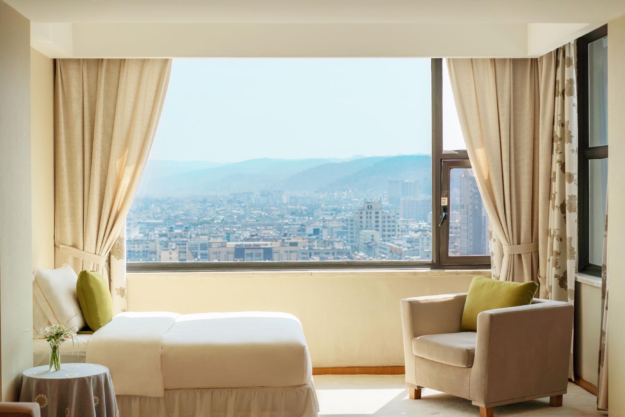 Guanfang Hotel 8/22