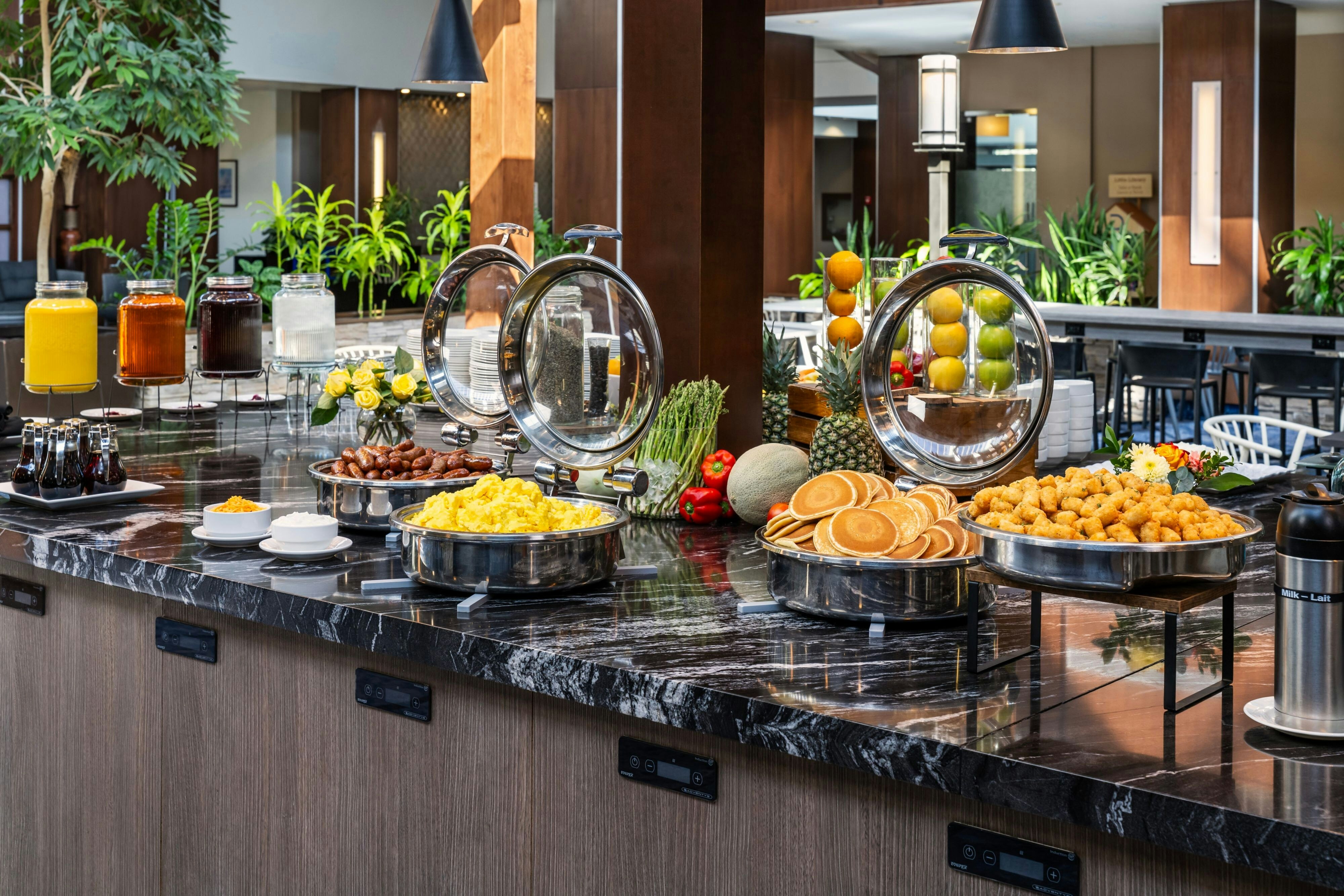 Delta Hotels By Marriott Calgary South 15/26