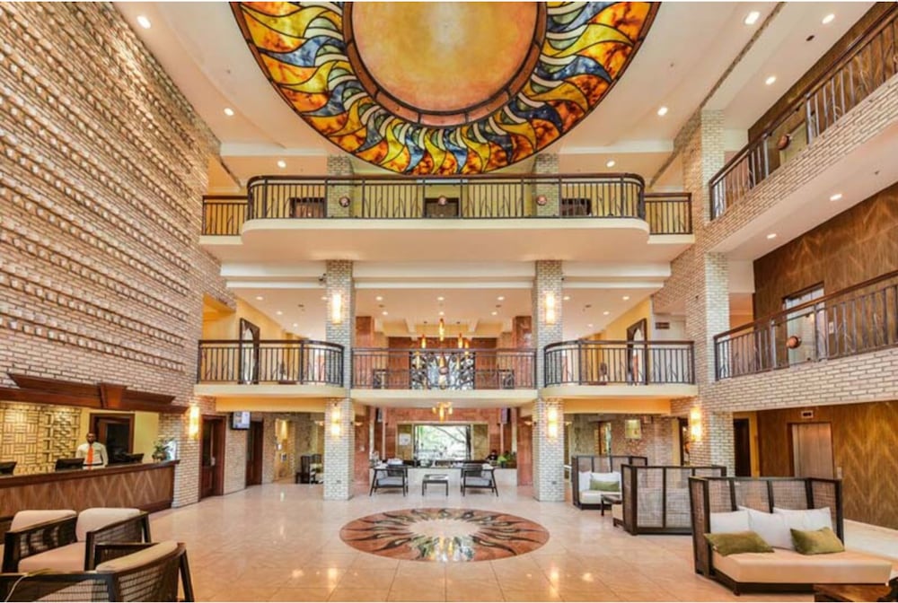 KARIBE HOTEL 35/42