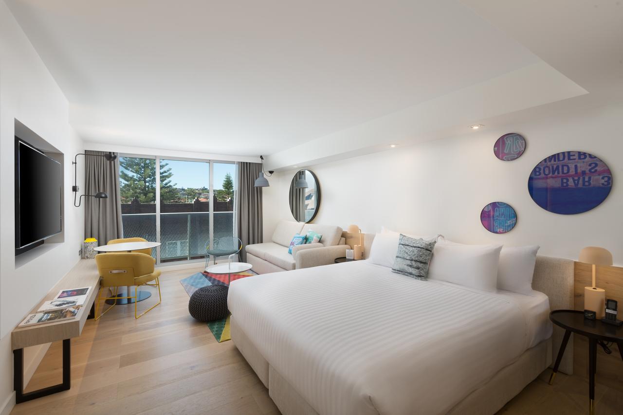 Room at QT Bondi, SYDNEY
