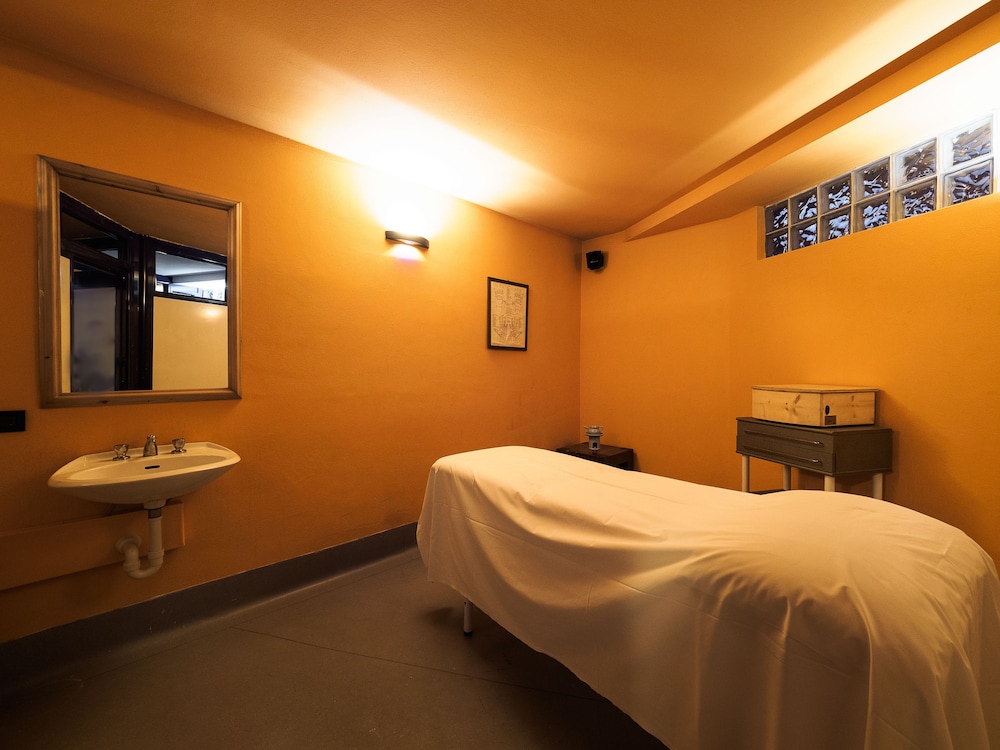 Hotel Piandineve 24/64