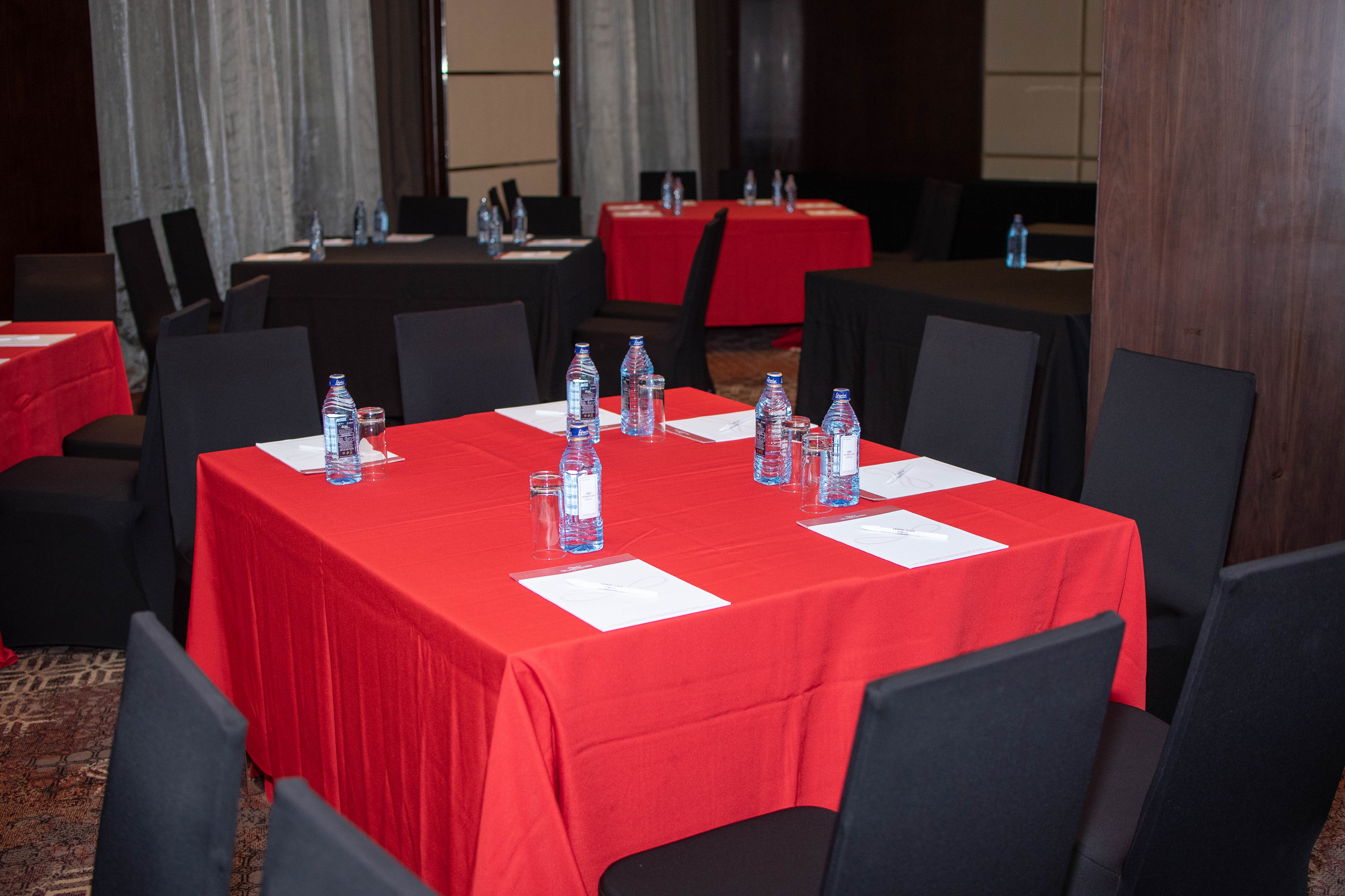 Crowne Plaza Nairobi Airport 56/78