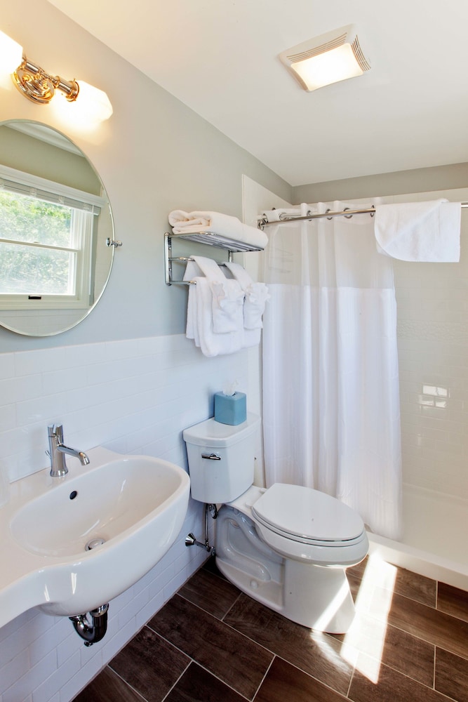 Seaglass Inn & Spa 20/49