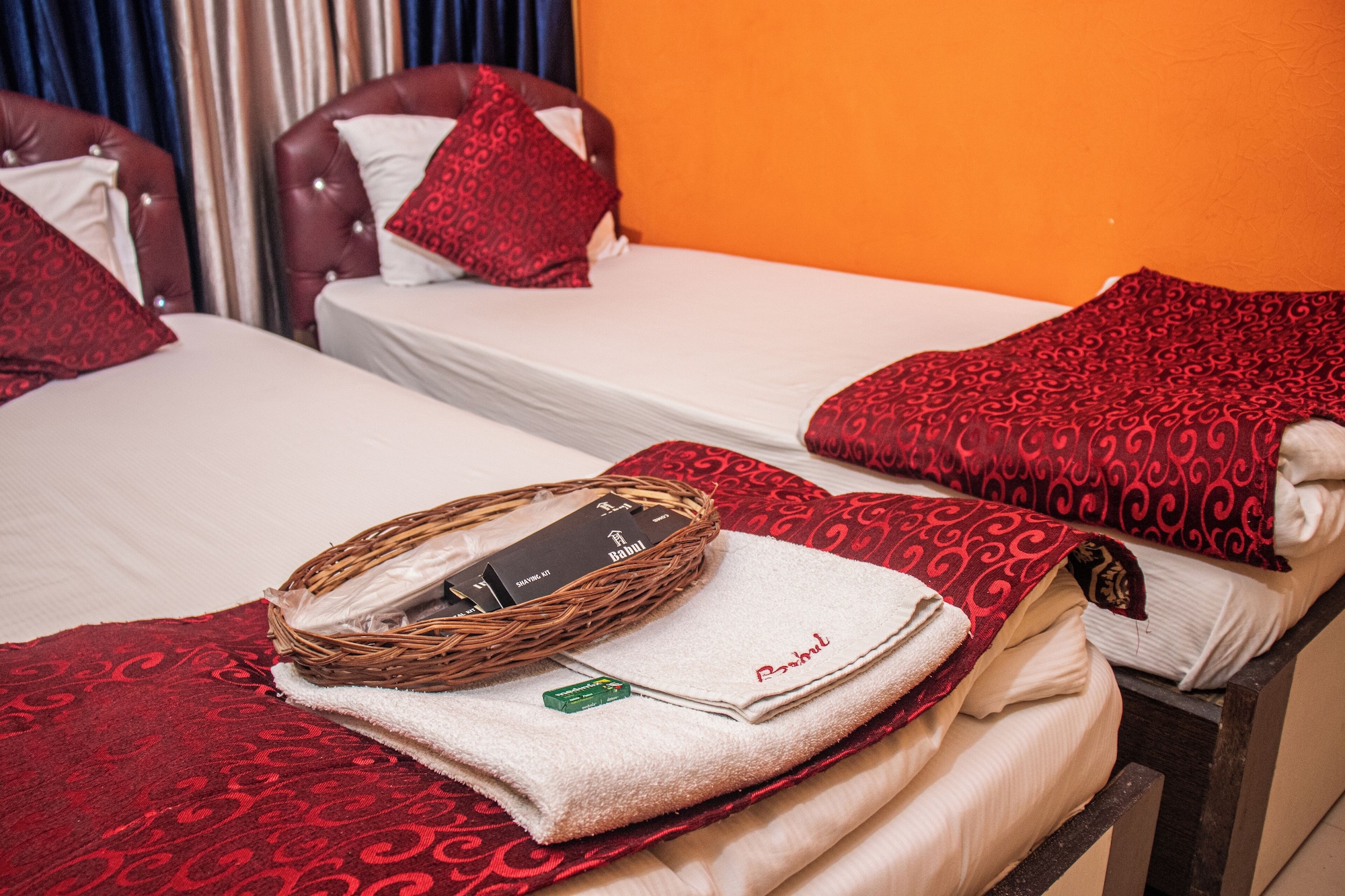 1 Bedroom, Luxury, Triple, King Bed, Smoking, Babul Hotel 7/9