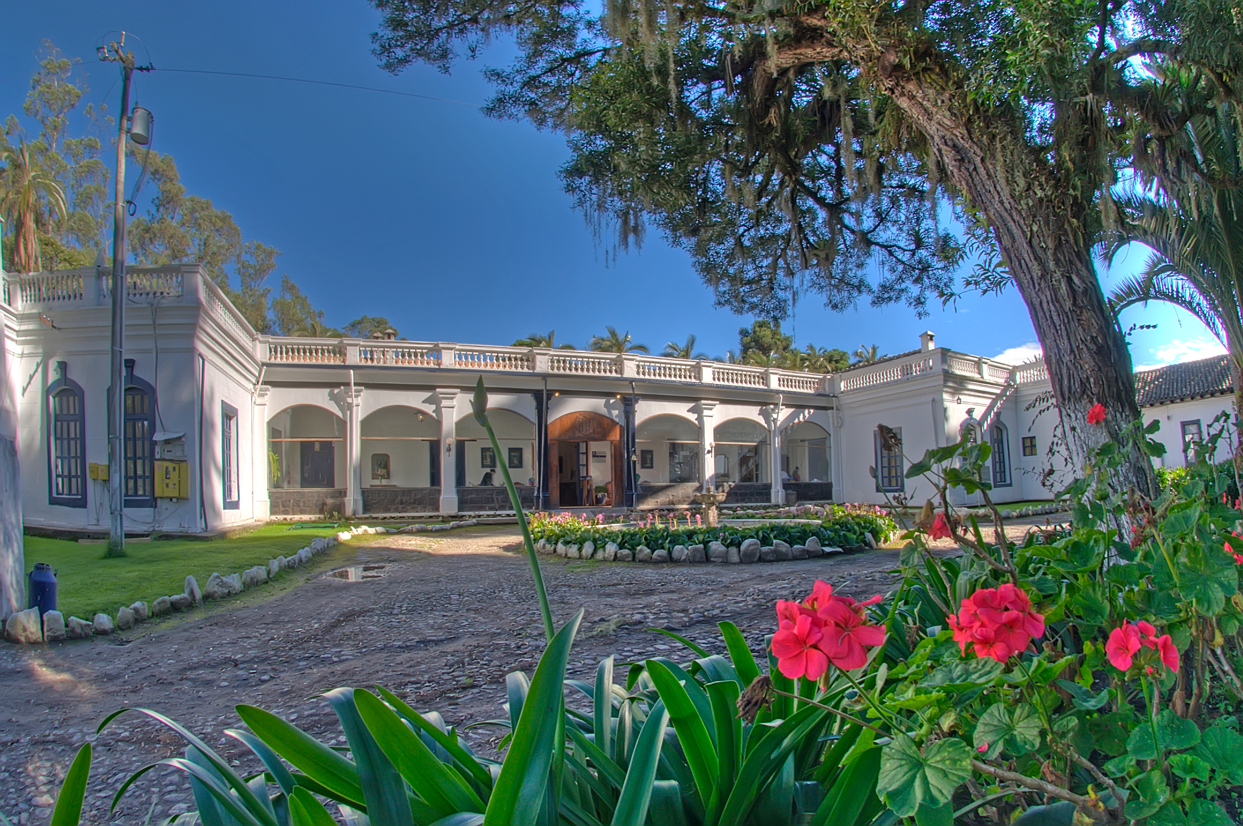 Hosteria Hacienda Pinsaqui 42/47