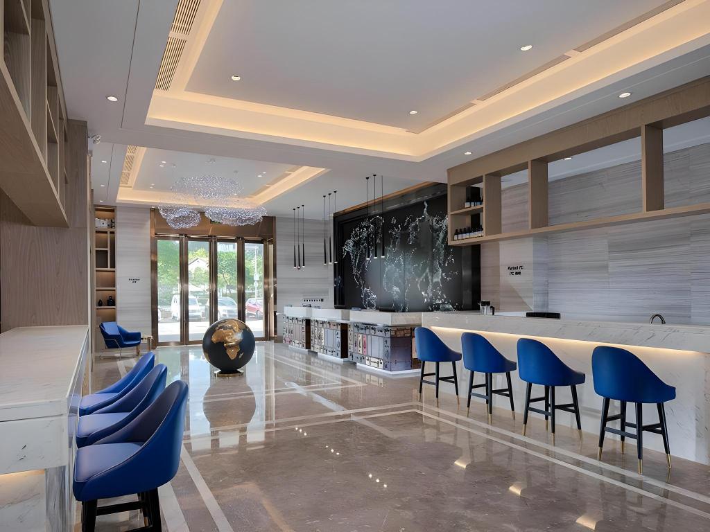 Kyriad Marvelous Hotel (Shenzhen Dayuncheng Center) 15/18