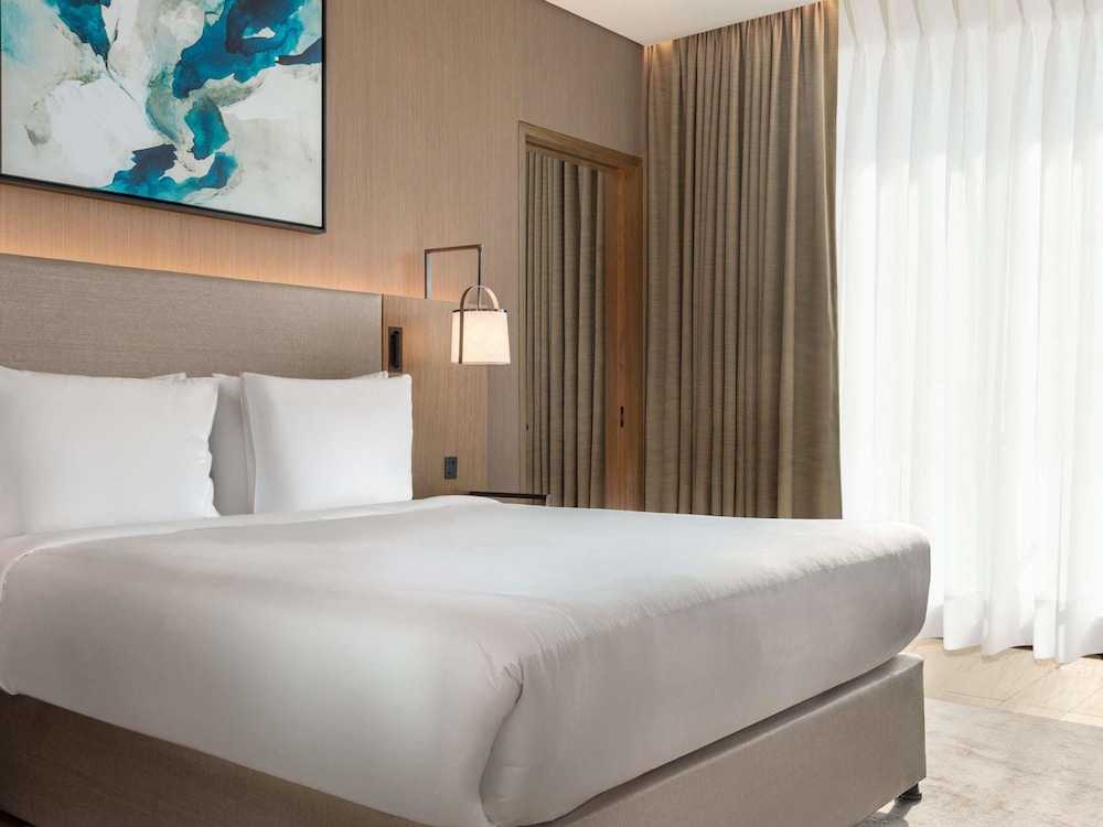 Mercure Dubai Gold District 13/53