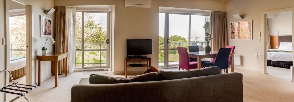 Ocean Breeze Hotel Takapuna 15/41