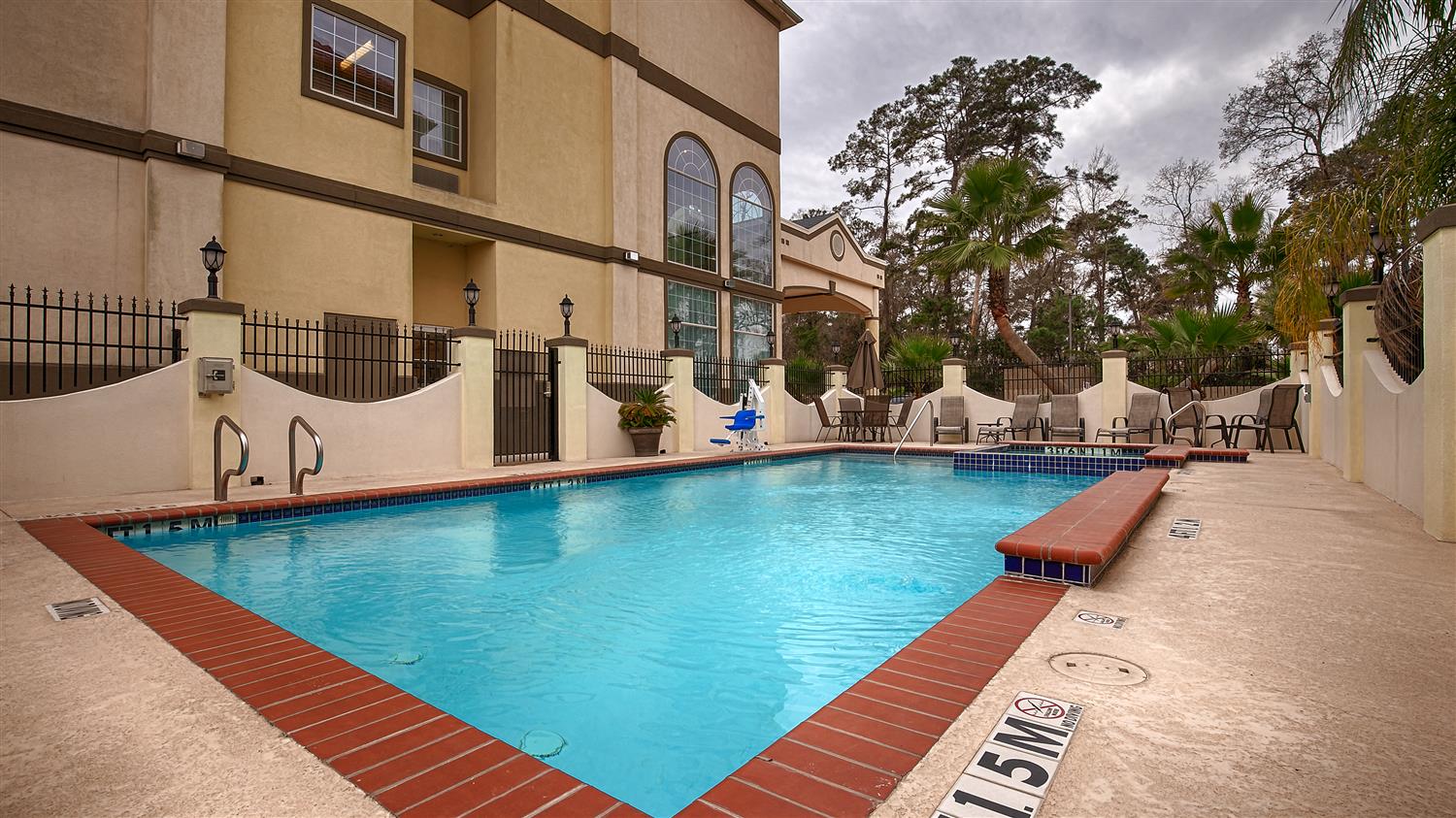Best Western Plus New Caney Inn and Suites 2/14
