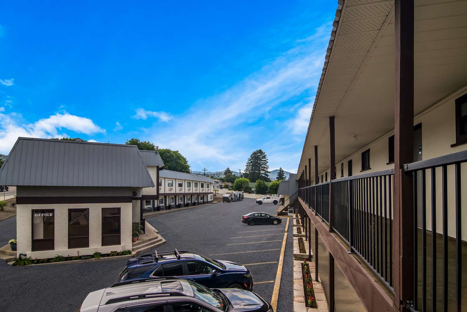 Canadas Best Value Inn & Suites Kamloops 6/6